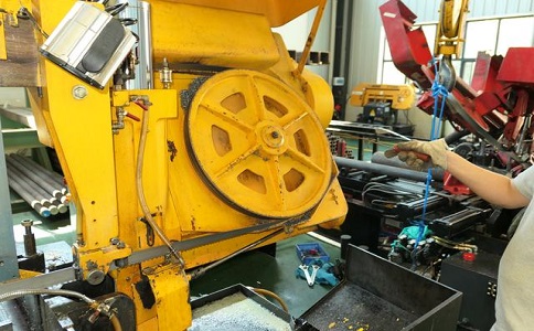 如何解决蓬安卧式金属带锯床切削时出现的断带现象? 如何解决蓬安卧式金属带锯床切削时出现的断带现象?